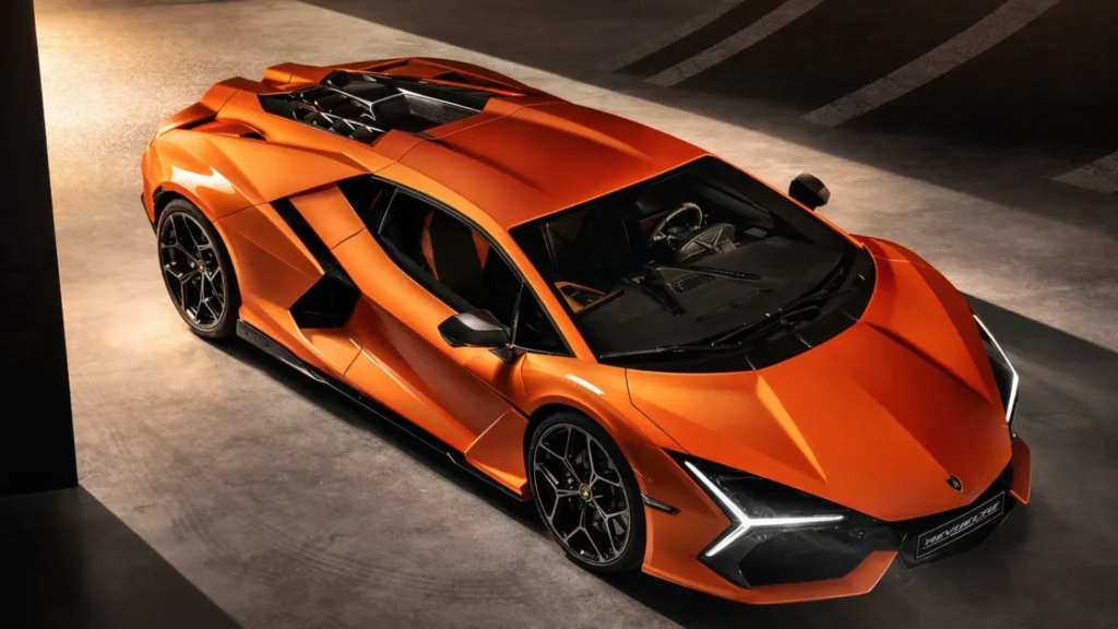 2026 Lamborghini Revuelto SV